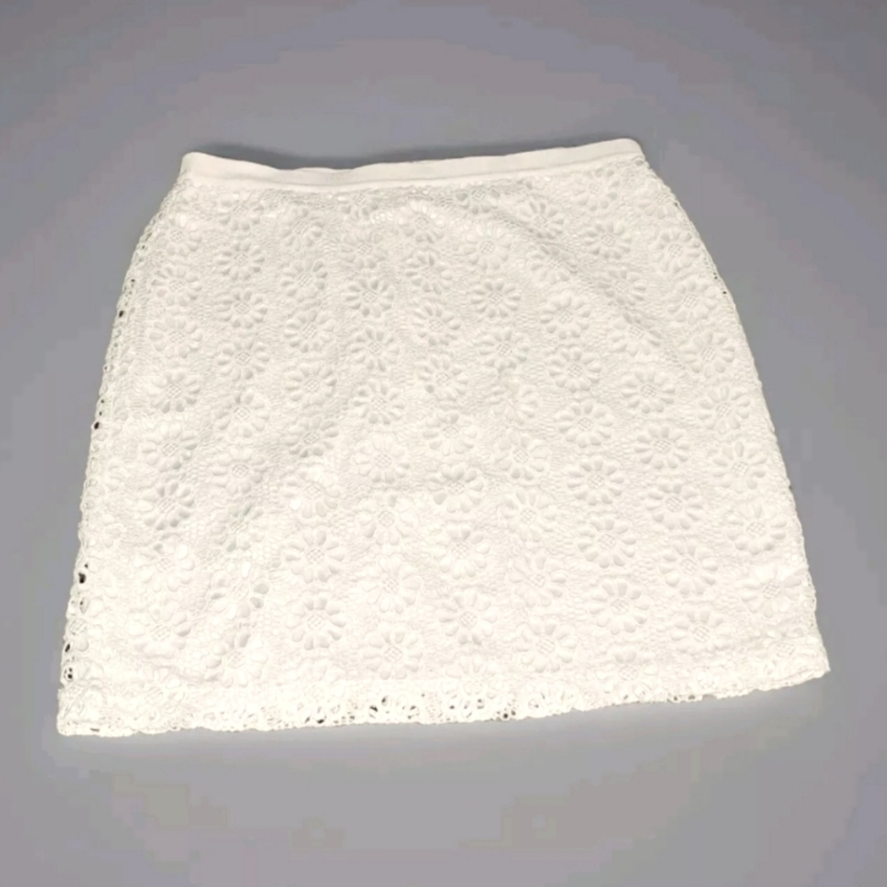 Ann Taylor White Floral Lace Crochet Overlay Pencil Skirt Size 6 NWT B23#2